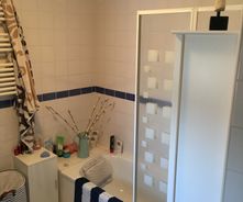 Complete Bathroom Rennovation (Before)